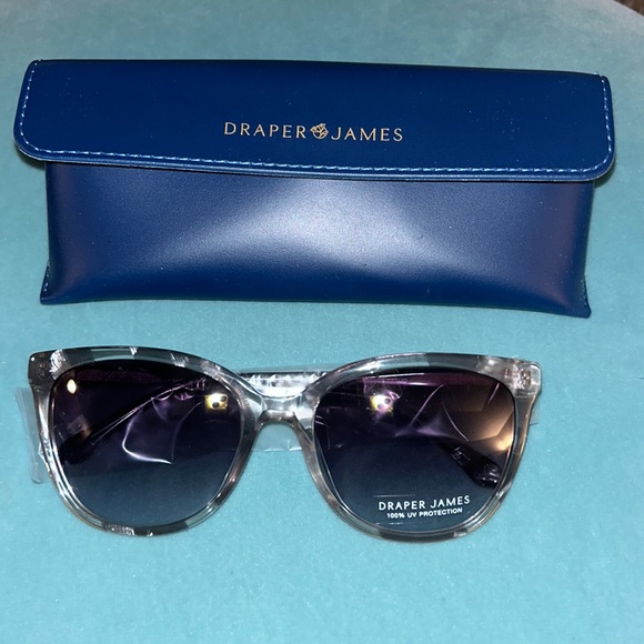 Brand new Draper James sunglasses frame size 55-18 temp 135.